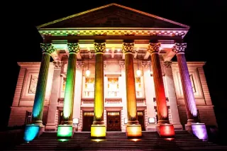 Meininger Staatstheater bei Nacht