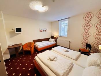 Pension Düver – Zimmer 1 & 2 in Themar