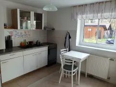 schwimmbad-haus2.webp