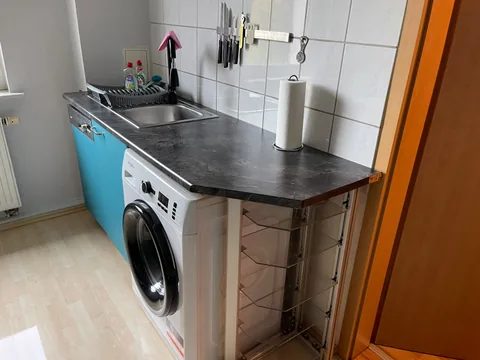 Kuchnia ze zlewem i pralką